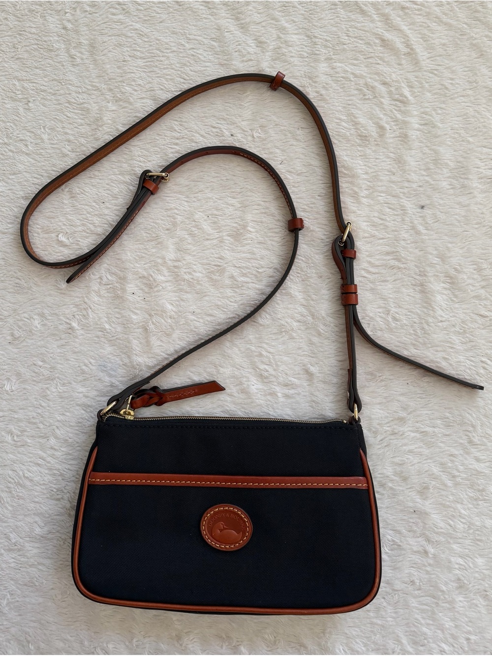 Dooney & Bourke Lola Pouchette Bag NWOT